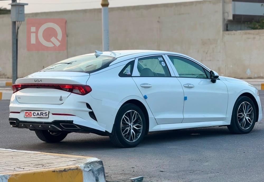 كيا K5
